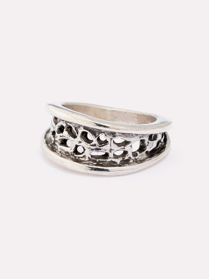 Hana Neutral Silver Ring
