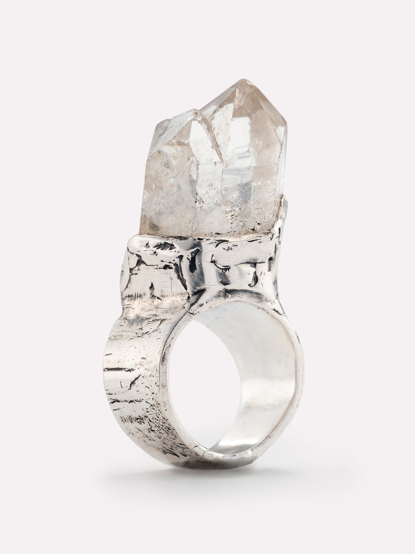 Airi Crystal Quartz Ring